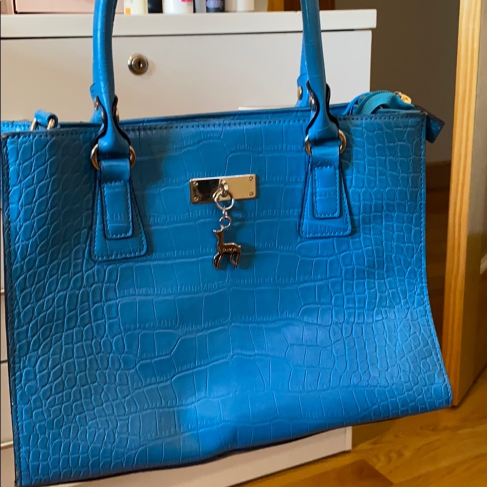 Hand bag
